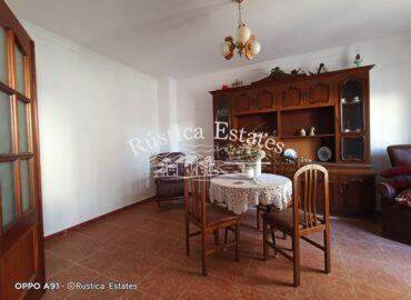 Ref. 375 Casa de pueblo con patio y azotea 1