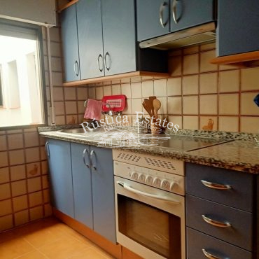 Ref. 084 Casa con garaje en Cortes 18