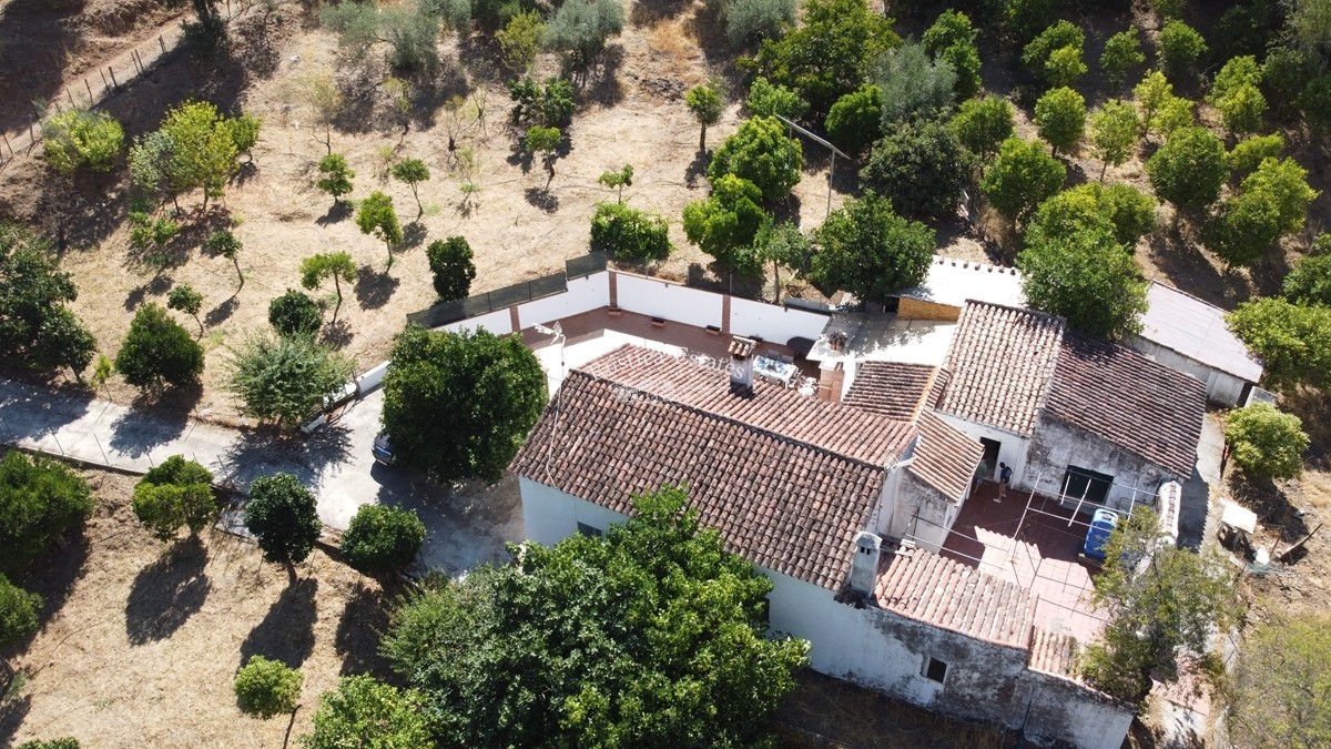 Ref. 262 Cortijo grande junto al rio 8